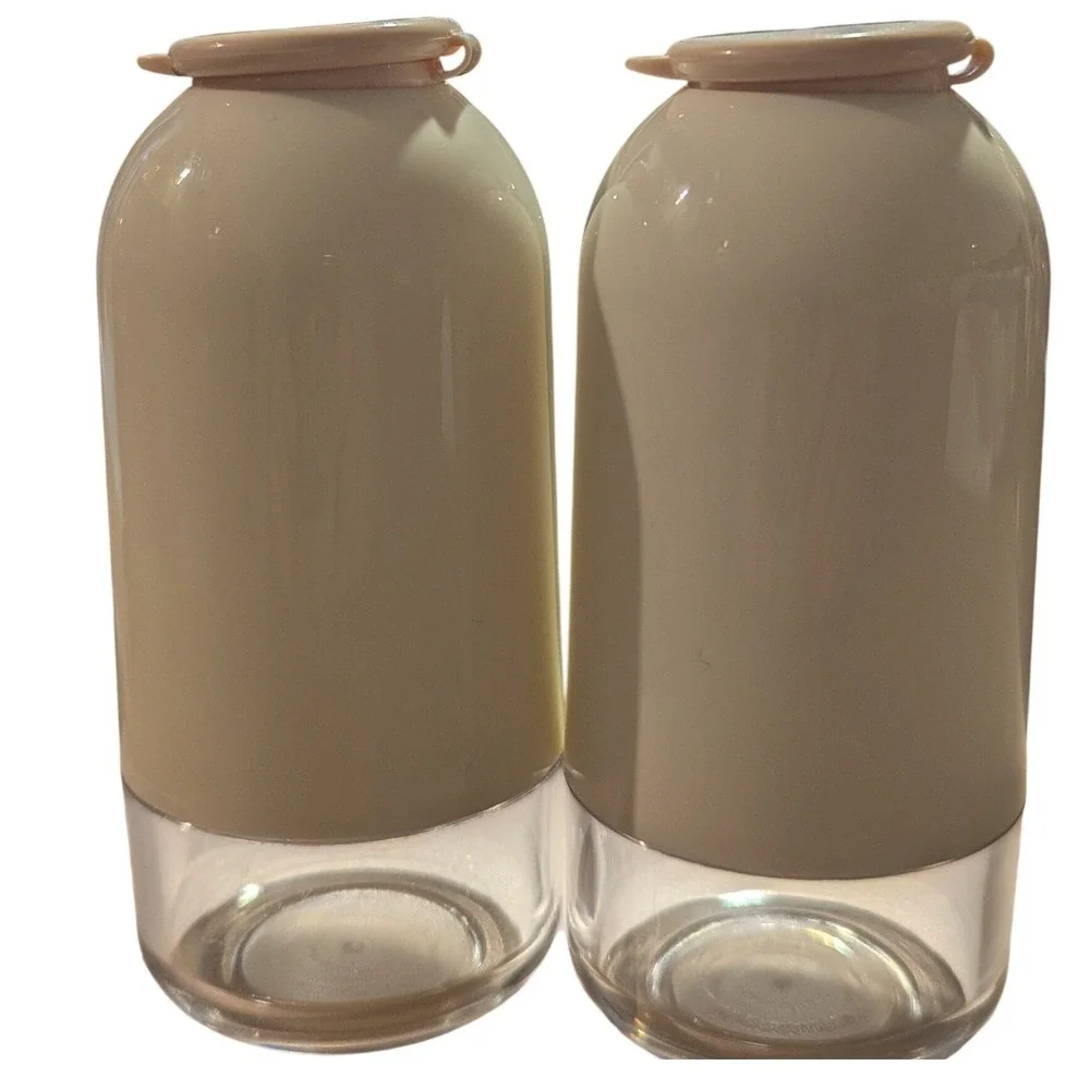 Vintage Tupperware Salt and Pepper Shakers Set‎ Cream and Clear Flip Top Lids